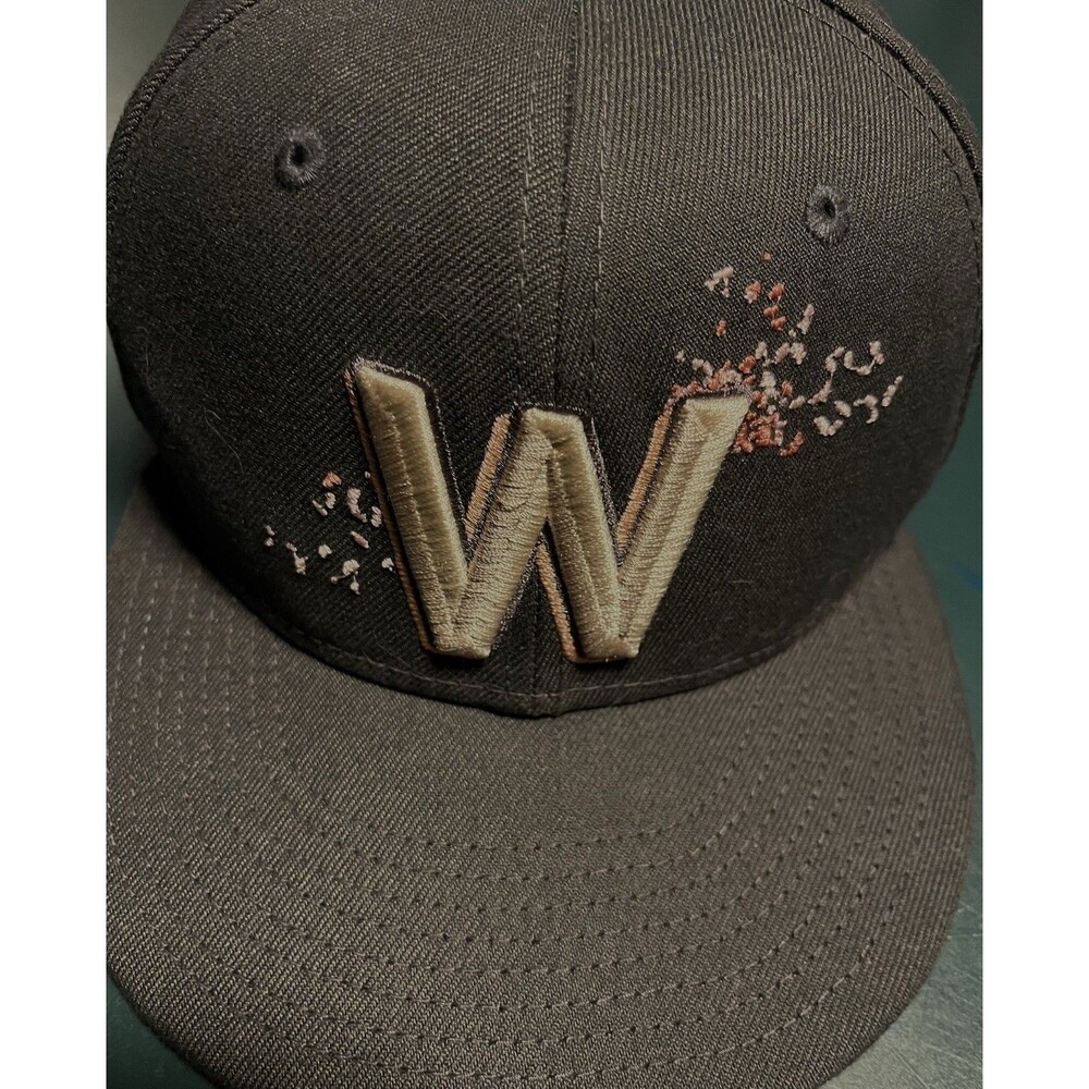 New Era Washington Nationals City Connect Cherry Gray MLB Fitted Hat 7 1/4 NWOT